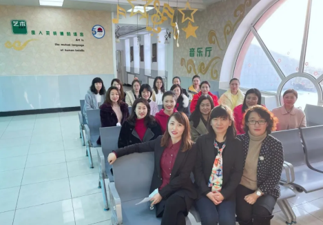 “夯实素质基础 提升专业能力”解放大学区学科教师培训（英语）