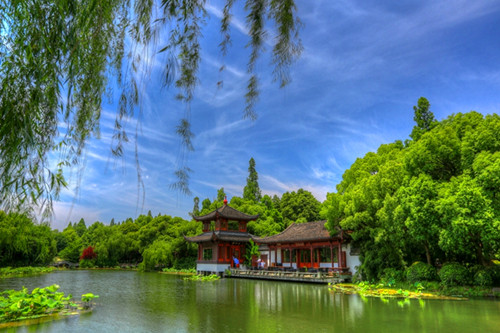 1515205837125793.jpg 9129085_214950341000_2.jpg