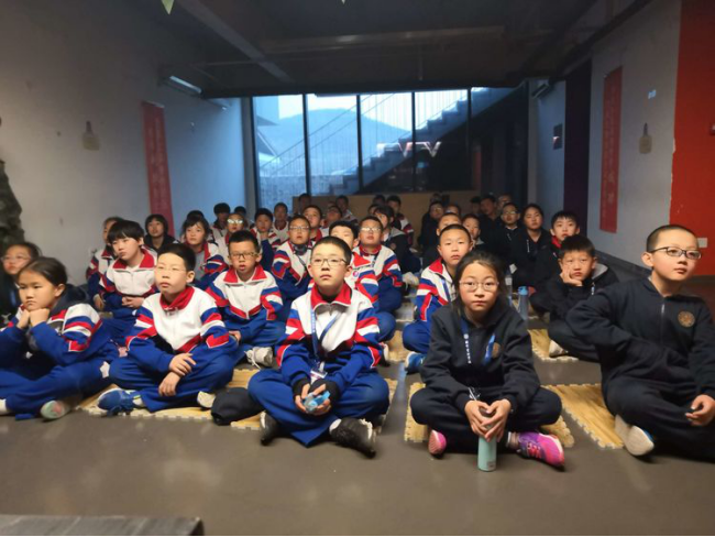 1556004345384258.png image.png