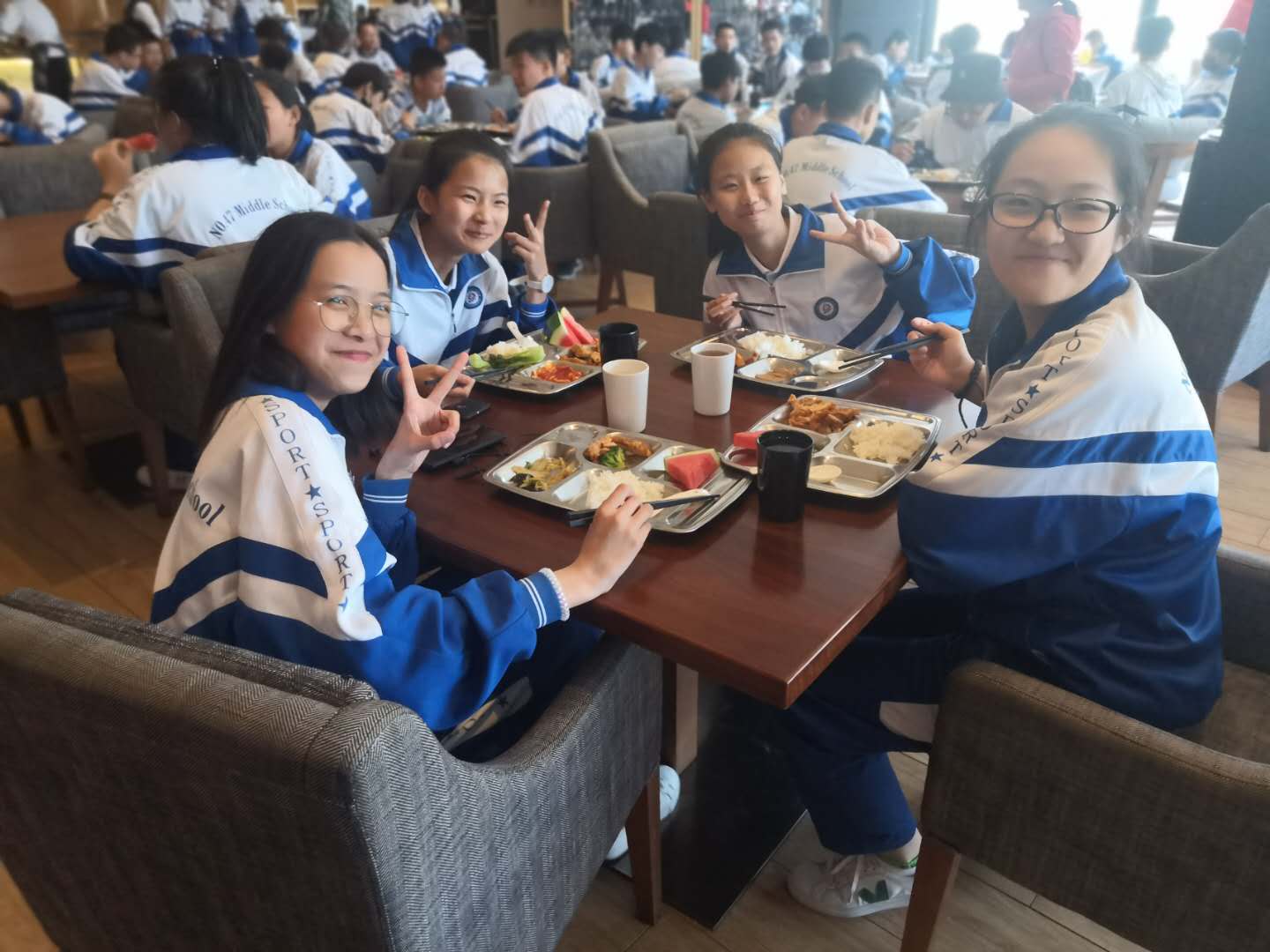 1557725110337512.jpg 554f1bfaba5e6203795906f5cbde0e2.jpg