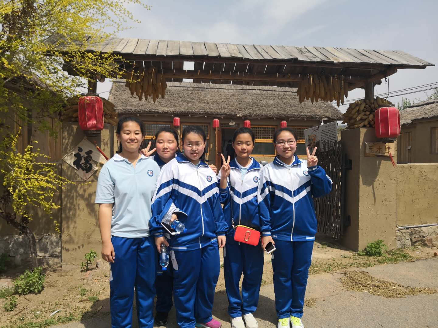 1557725536852891.jpg 33ae2caf55d1df93e3fcaf02a9fd20a.jpg